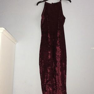 Maroon velvet bodycon dress